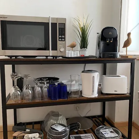 Centre, Pres Avenue De Verdun, Cosy 2 Pieces , Salon , Separe, Rue Tres Calme A 10 Minutes A Pied De La Grande Appartement Biarritz