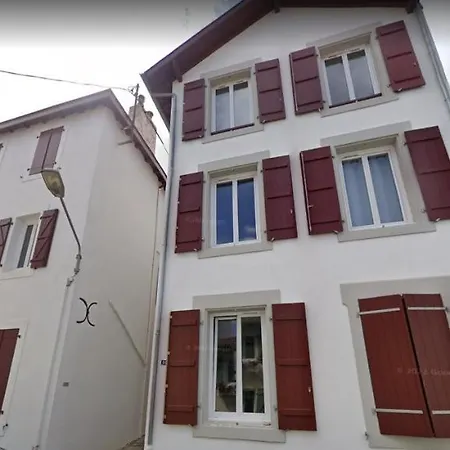 Centre, Pres Avenue De Verdun, Cosy 2 Pieces , Salon , Separe, Rue Tres Calme A 10 Minutes A Pied De La Grande Διαμέρισμα *