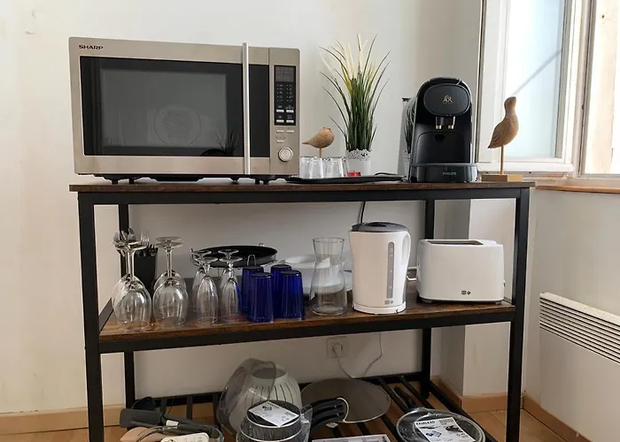 Centre, Pres Avenue De Verdun, Cosy 2 Pieces , Salon , Separe, Rue Tres Calme A 10 Minutes A Pied De La Grande Lägenhet Biarritz